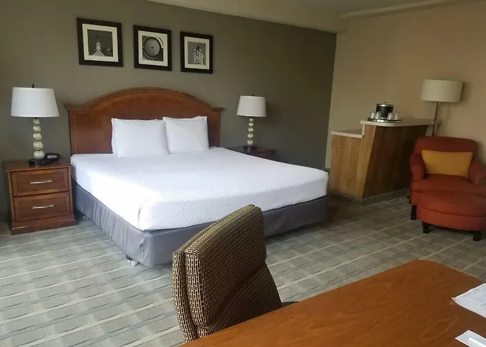 Inn At The Convention Center